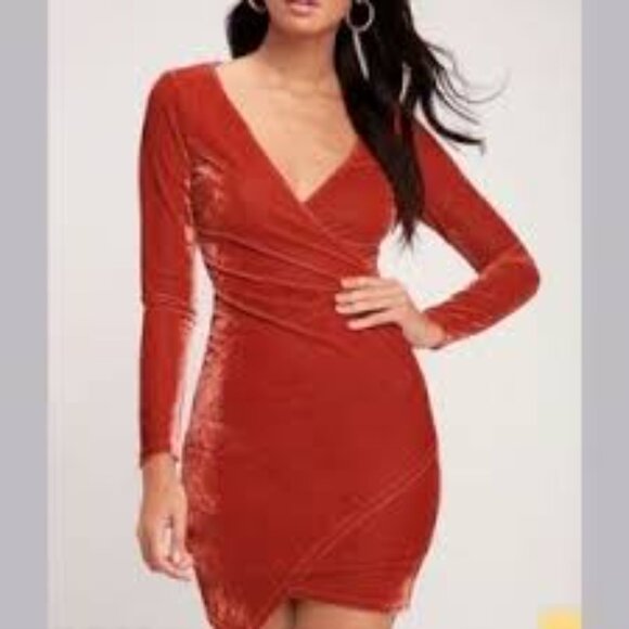Lulus Dresses & Skirts - 🌼LULUS DRESS SIZE S